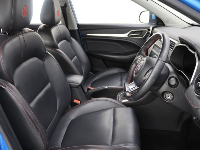 2025 Mg Mg Zs