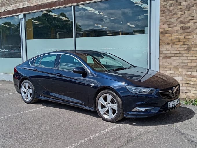 2025 Vauxhall Insignia