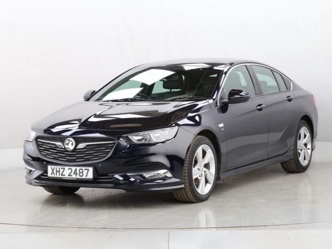 2025 Vauxhall Insignia