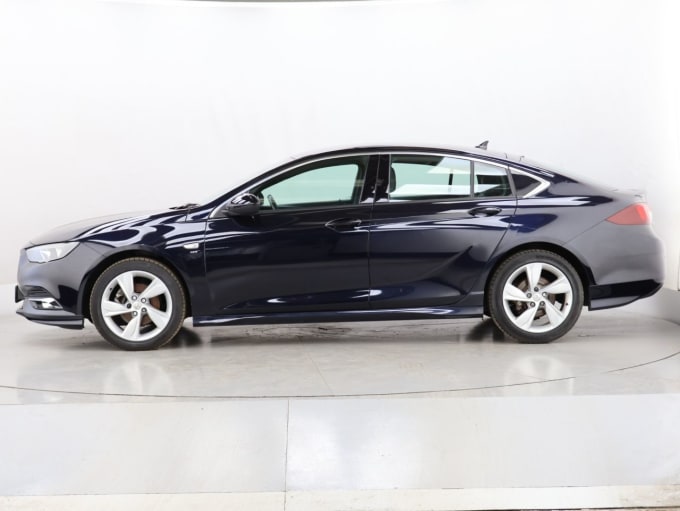 2025 Vauxhall Insignia