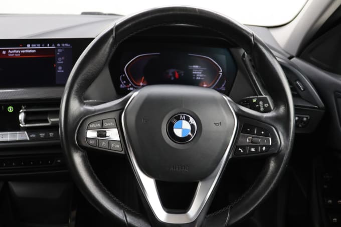 2025 BMW 1 Series