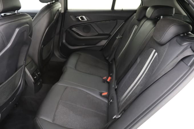 2025 BMW 1 Series
