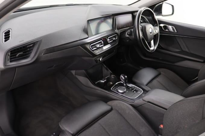 2025 BMW 1 Series