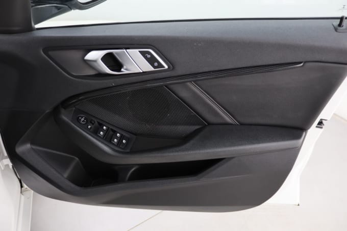 2025 BMW 1 Series