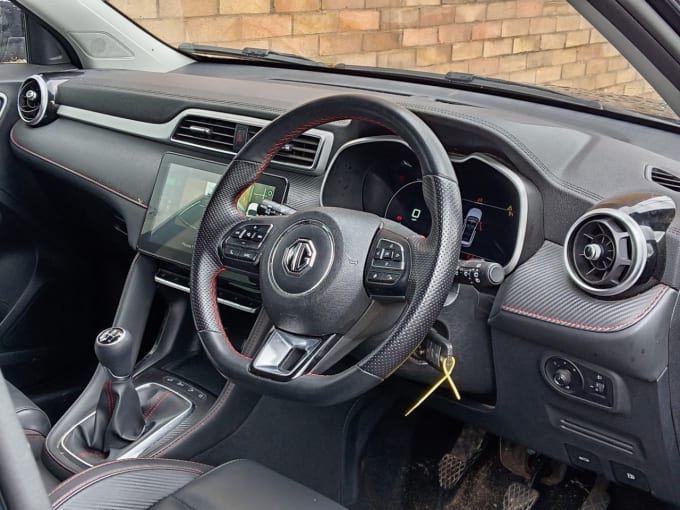 2025 Mg Mg Zs