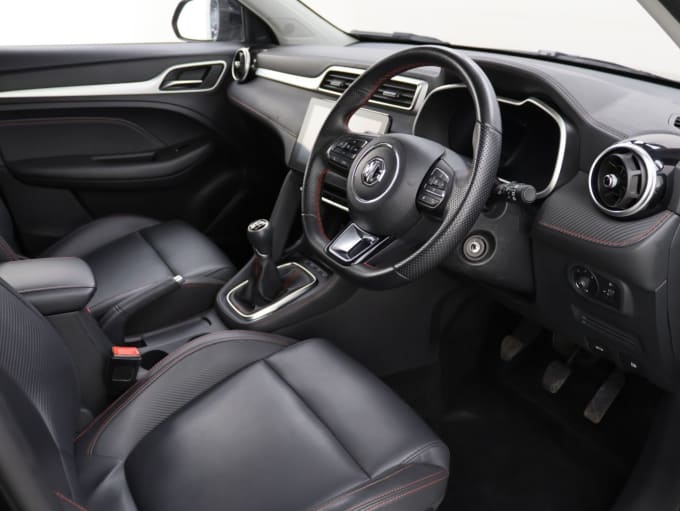 2025 Mg Mg Zs