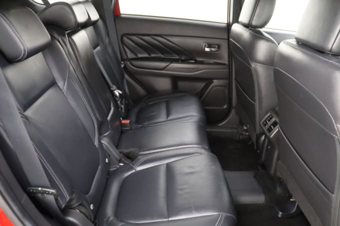 2025 Mitsubishi Outlander