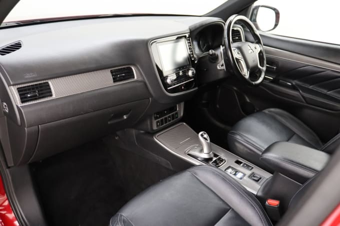 2025 Mitsubishi Outlander