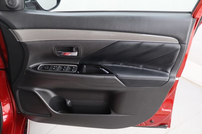 2025 Mitsubishi Outlander