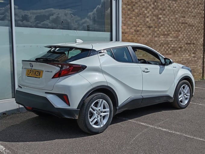 2025 Toyota C-hr