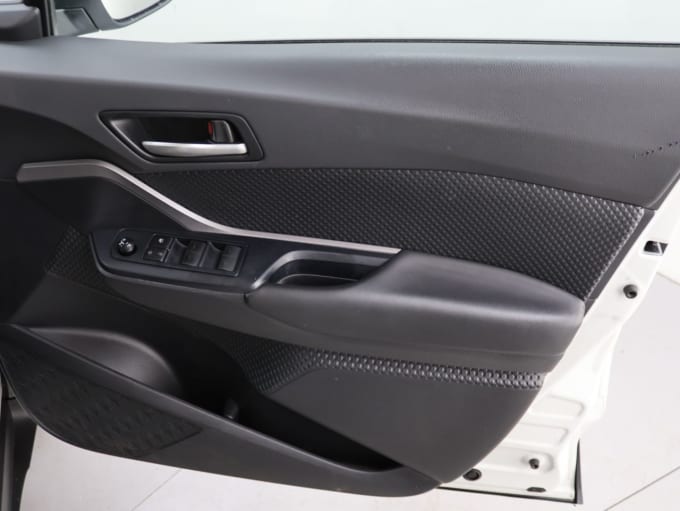 2025 Toyota C-hr