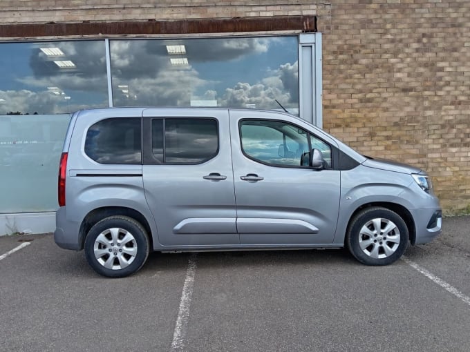 2025 Vauxhall Combo Life