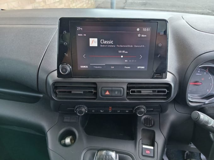 2025 Vauxhall Combo Life