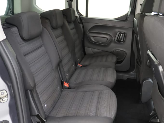 2025 Vauxhall Combo Life