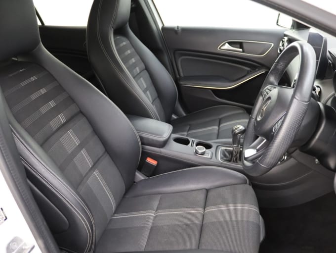 2025 Mercedes-benz Gla Class