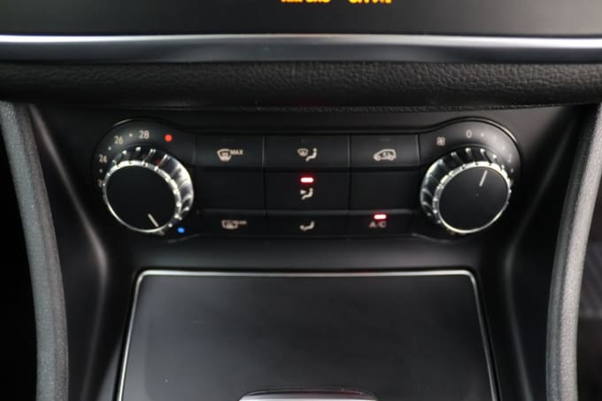 2025 Mercedes-benz Gla Class