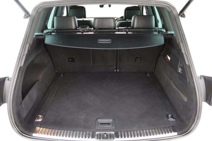2025 Volkswagen Touareg