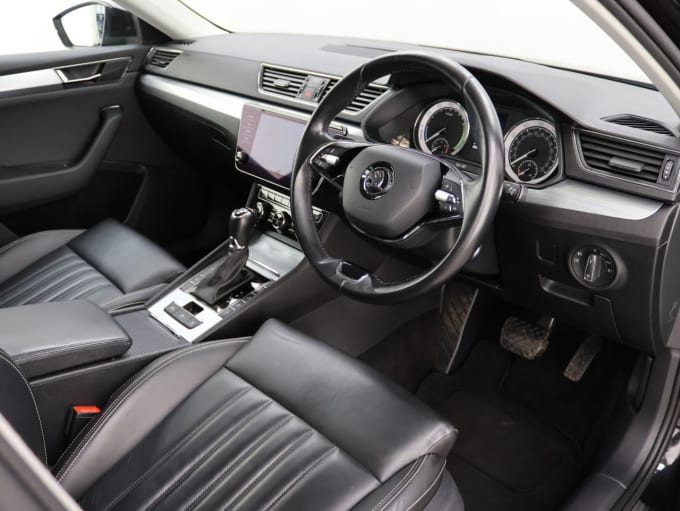 2025 Skoda Superb