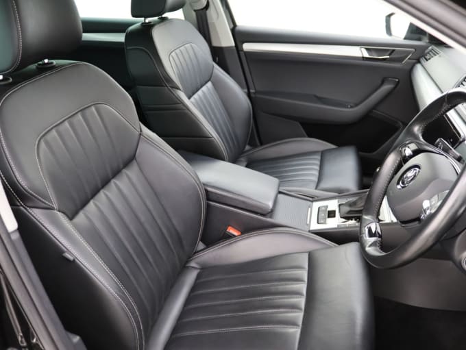 2025 Skoda Superb