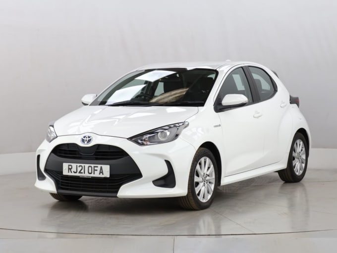 2025 Toyota Yaris
