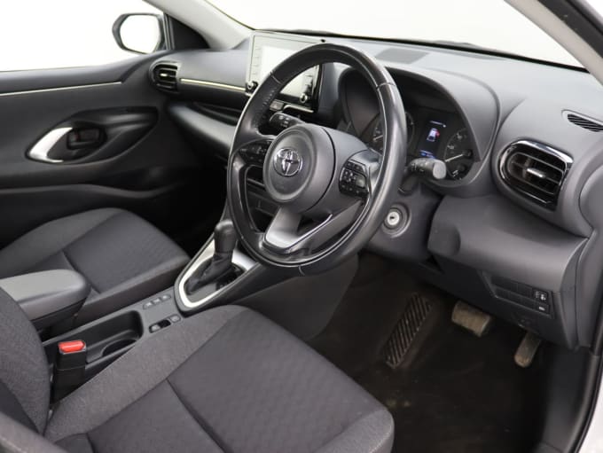 2025 Toyota Yaris