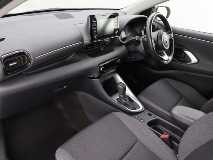 2025 Toyota Yaris