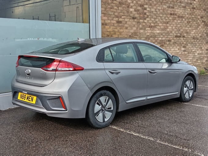 2025 Hyundai Ioniq