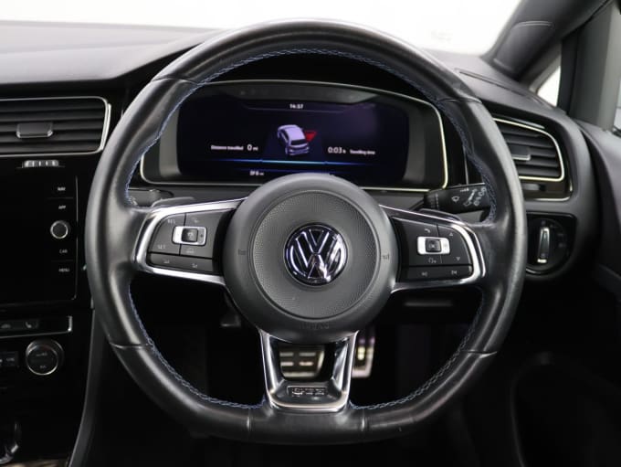 2025 Volkswagen Golf