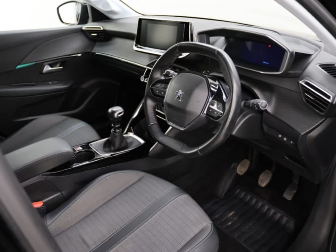 2025 Peugeot 208