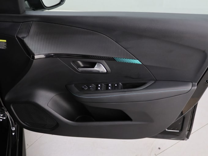 2025 Peugeot 208