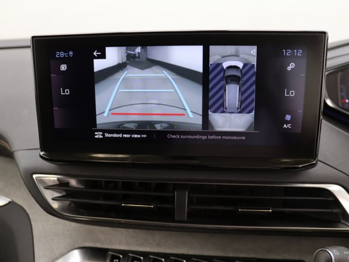 2025 Peugeot 5008