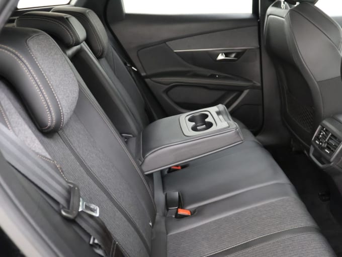 2025 Peugeot 3008