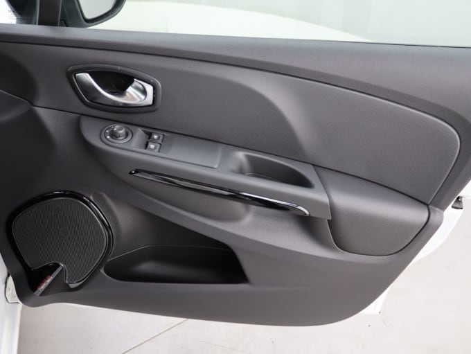 2025 Renault Clio