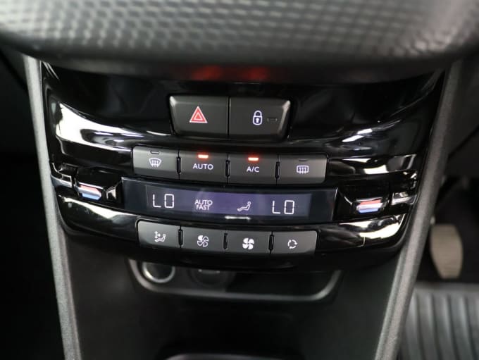2025 Peugeot 2008