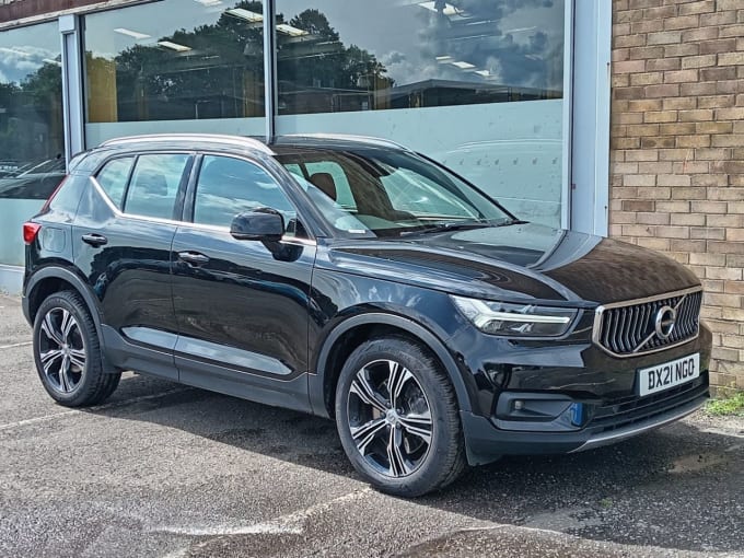 2025 Volvo Xc40