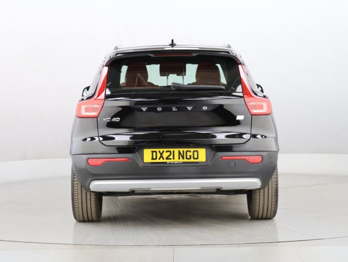 2025 Volvo Xc40