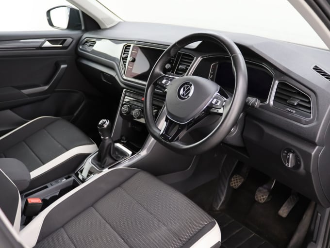 2025 Volkswagen T-roc
