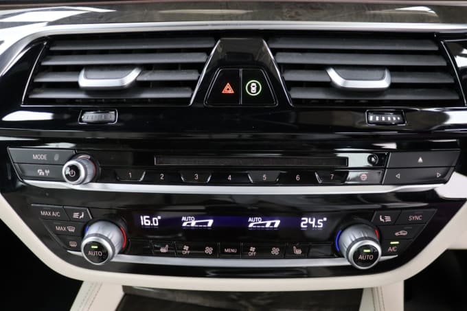 2025 BMW 5 Series