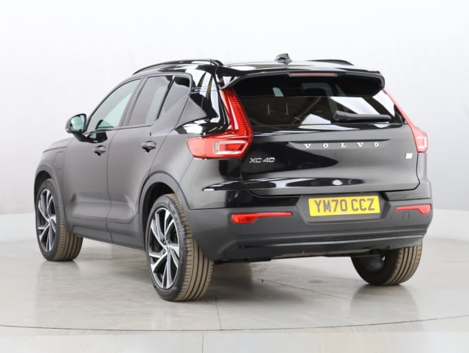 2025 Volvo Xc40