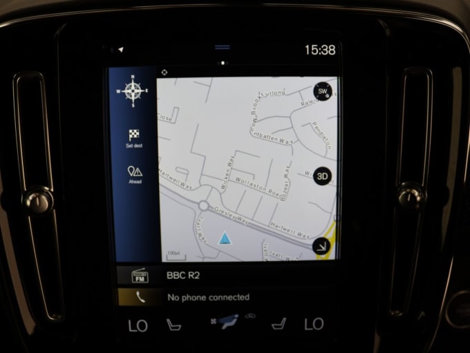 2025 Volvo Xc40