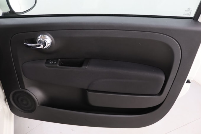 2025 Fiat 500