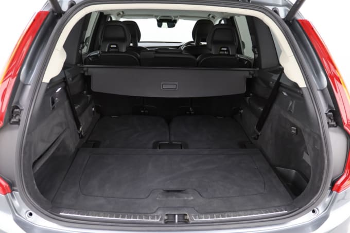 2025 Volvo Xc90
