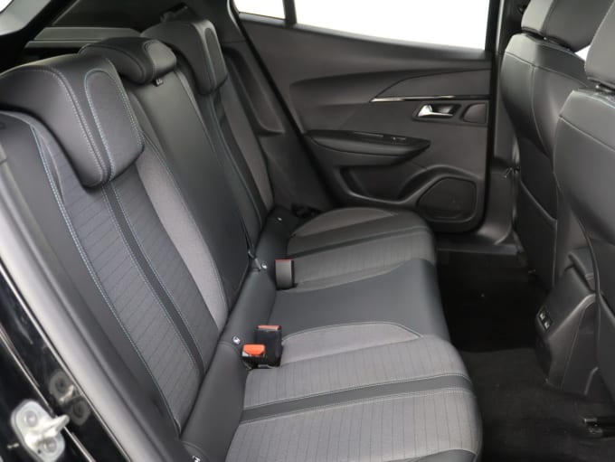 2025 Peugeot 2008