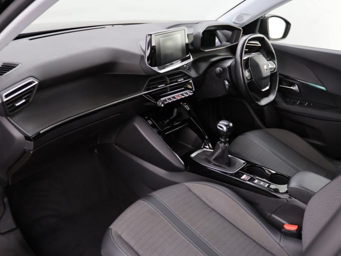 2025 Peugeot 2008