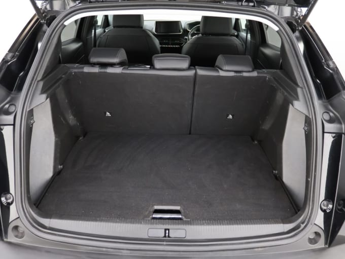 2025 Peugeot 2008