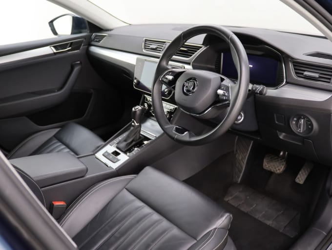 2025 Skoda Superb