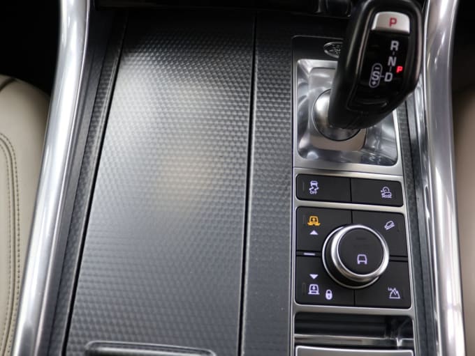 2025 Land Rover Range Rover Sport