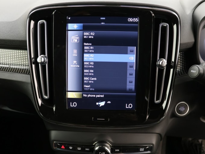 2025 Volvo Xc40