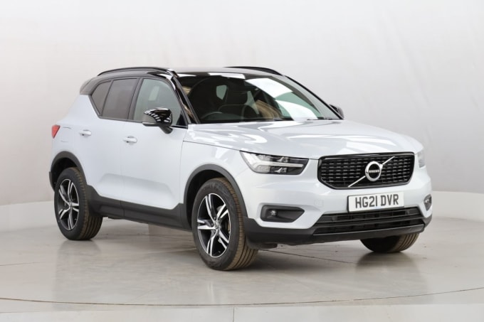 2025 Volvo Xc40