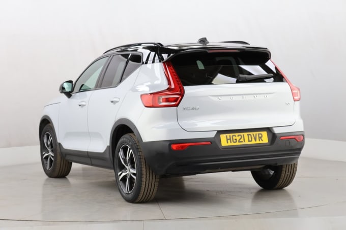 2025 Volvo Xc40
